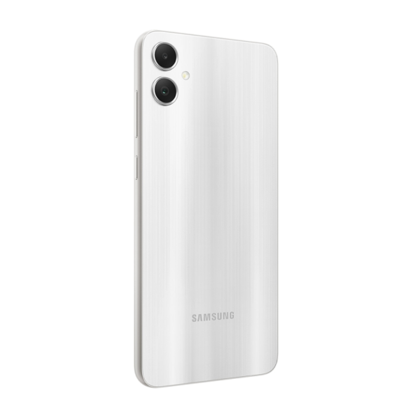 | Samsung | <ul class="-mt-1 [li>&]:mt-2 list-disc space-y-2 pl-8"> <li class="whitespace-normal break-words">Memoria RAM: 4 GB</li> <li class="whitespace-normal break-words">Almacenamiento: 128 GB</li> <li>Procesador: Octa-Core</li> <li>Dual-SIM (Nano-SIM 4FF)</li> <li class="whitespace-normal break-words">Expansión: MicroSD (hasta 1 TB)</li> </ul>